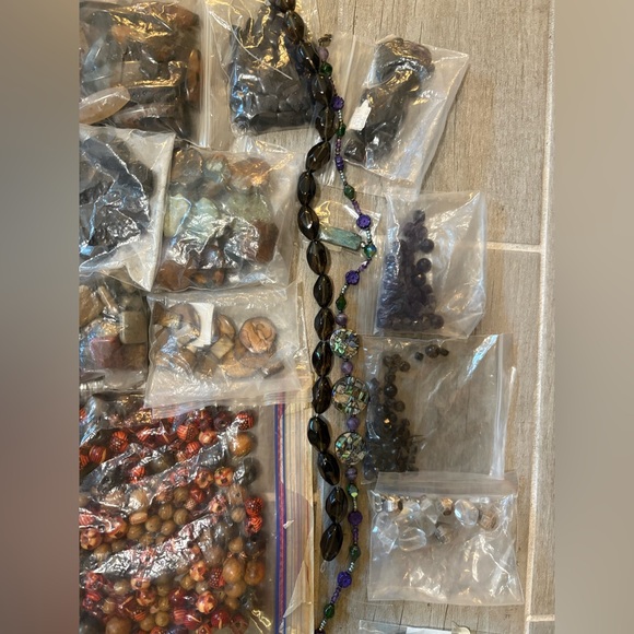 Assorted Bead Collection - Picture 3 of 3